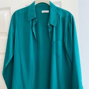 Classic Equipment button-down with 1 front pocket